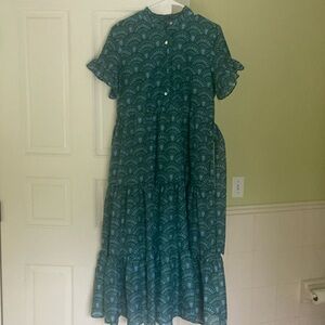 Green and turquoise patterned dress tie waist pockets shirt sleeves